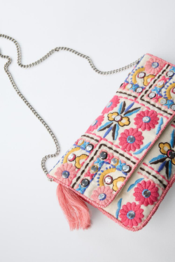 ZARA СУМКА С ЗЕРКАЛЬНЫМИ ДЕТАЛЯМИ И ПЛЕЧЕВЫМ РЕМНЕМ, ЭКРЮ