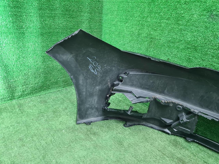 Бампер передний Toyota Corolla E160 (2015-2019)