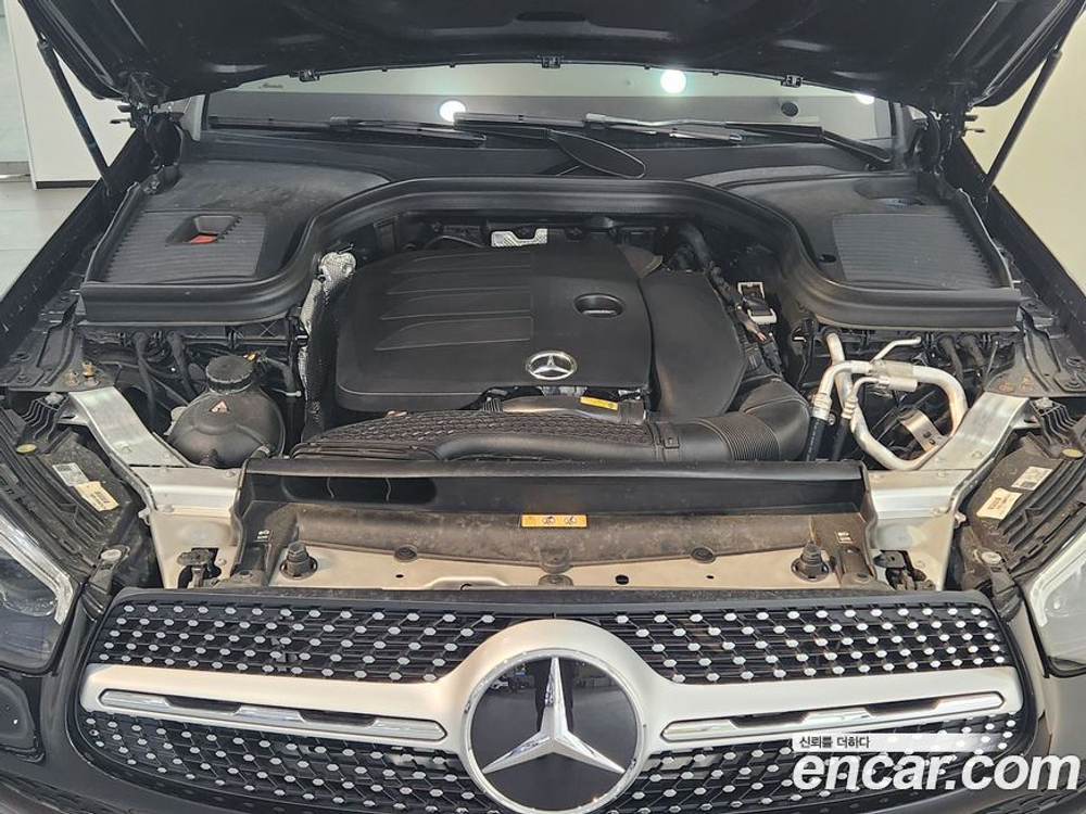 Mercedes-Benz GLC-Class X253 GLC300 4MATIC Coupe (03.2023)