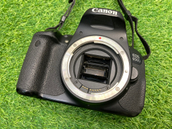 Canon EOS 650D Kit 18-55mm 130.000 кадров