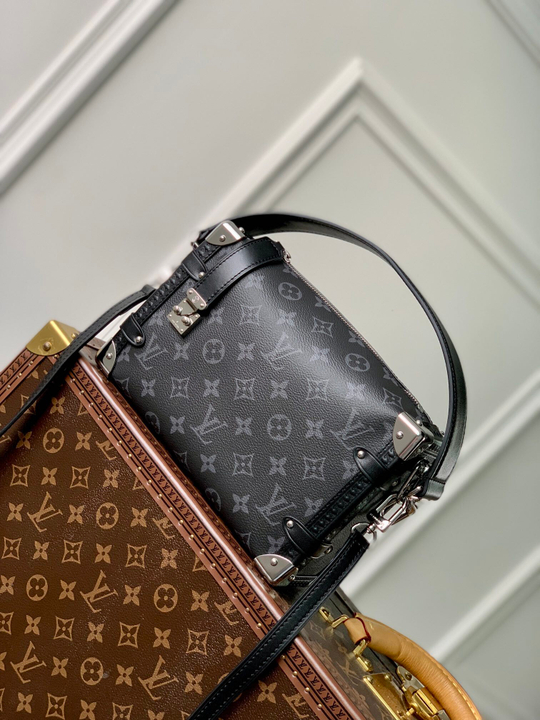 Louis Vuitton Side Trunk MM