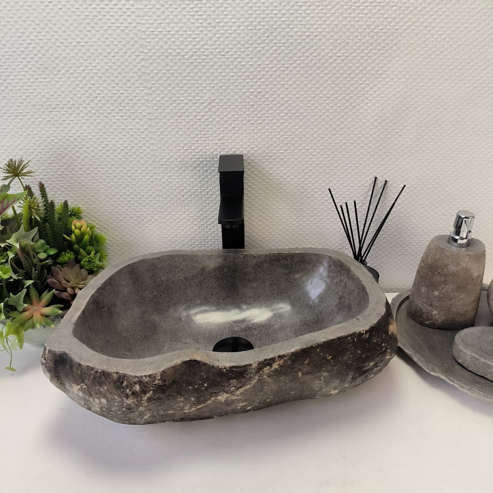Раковина из речного камня RS63304 (47*34*15) 0122