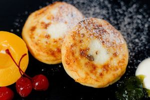 Сырники 130 гр со сметаной