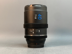 Sirui 40mm T1.8 1.33x S35 AF Anamorphic Sony E
