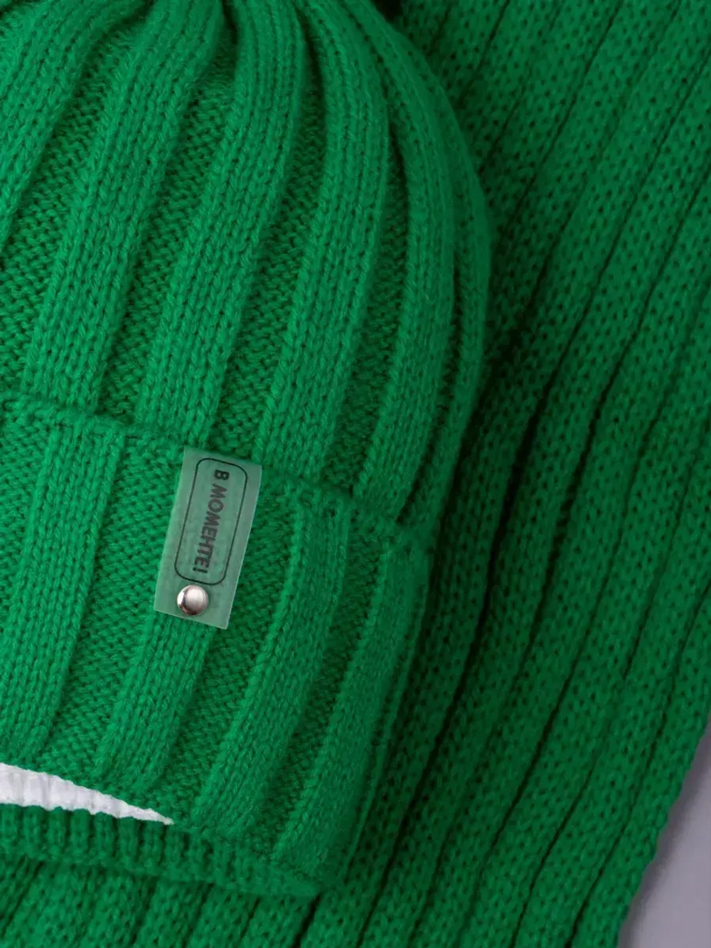 Шапка детская осенняя и шарф