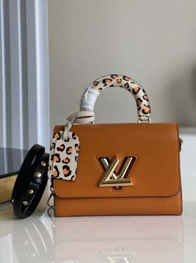 Louis Vuitton Twist MM