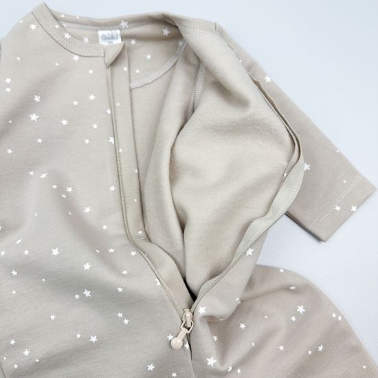 Комбинезон из футера с начесом, Свет звезд на бежевом