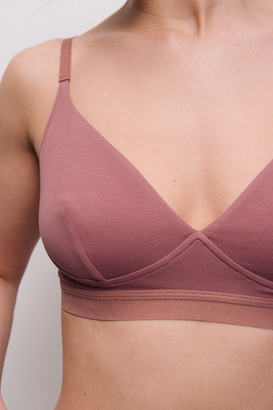 Бралетт №19 с треугольными чашечками в 2 цветах