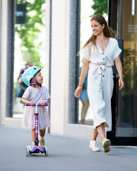 Самокат Mini Micro Deluxe складной LED темно-синий