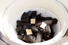 Уголь натуральный крупнокусковой Big Green Egg, 9 кг