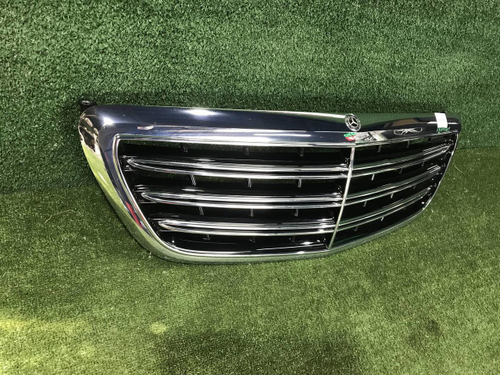 Решетка радиатора Mercedes S w222 (2017-2020)