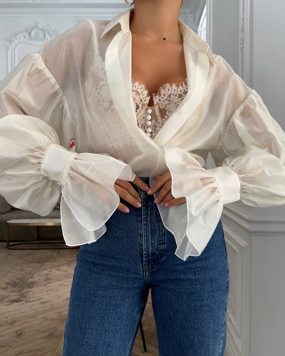 Блуза из тенселя с объёмным рукавом