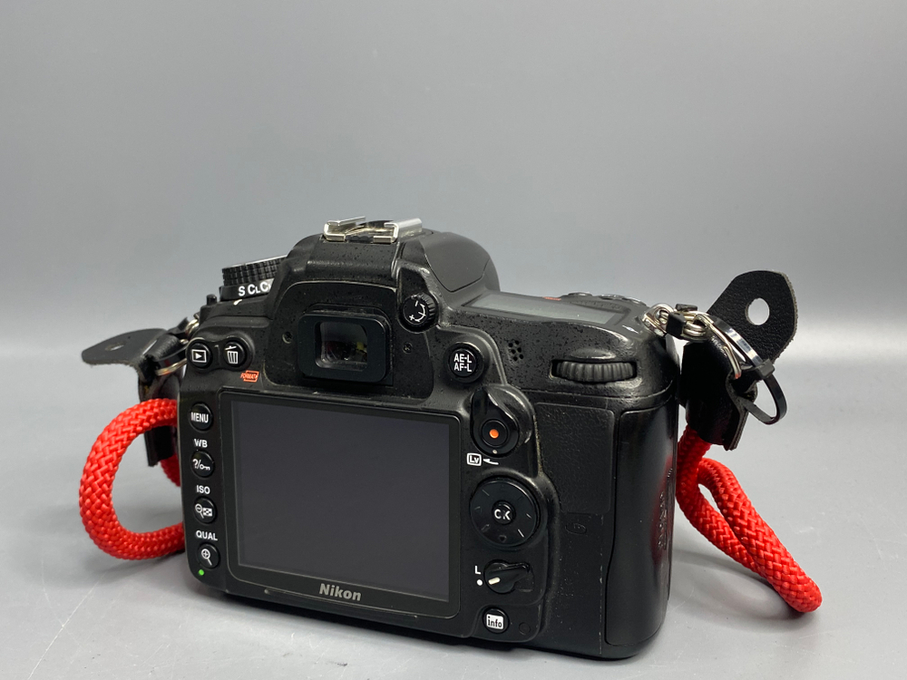 Nikon D7000, 83.000 кадров