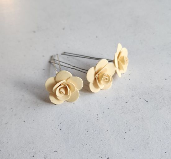 Набор шпилек "Розочки мини" латекс, 5 шт, белые