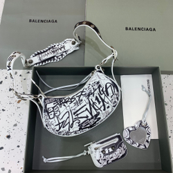 Balenciaga Le Cagole 26 cm