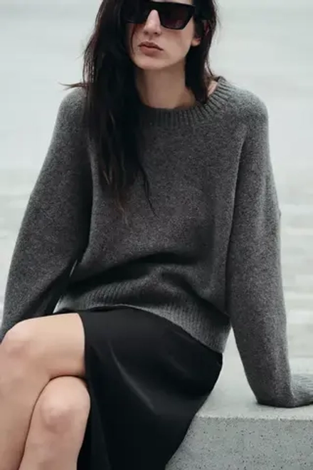 ZARA СВИТЕР ИЗ МЯГКОГО ТРИКОТАЖА, МЯГКИЙ СЕРЫЙ