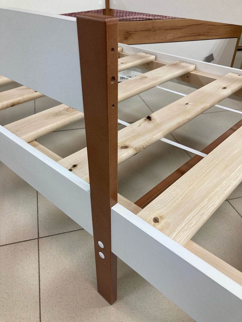 Кровать Умка белый/белый 800*1600