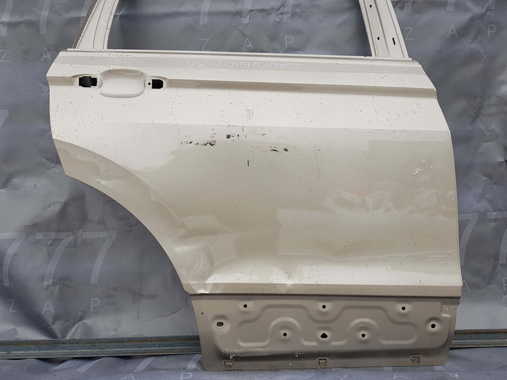 дверь задняя правая Volkswagen Tiguan 2 16-нв Б/У Оригинал 5na833312g
