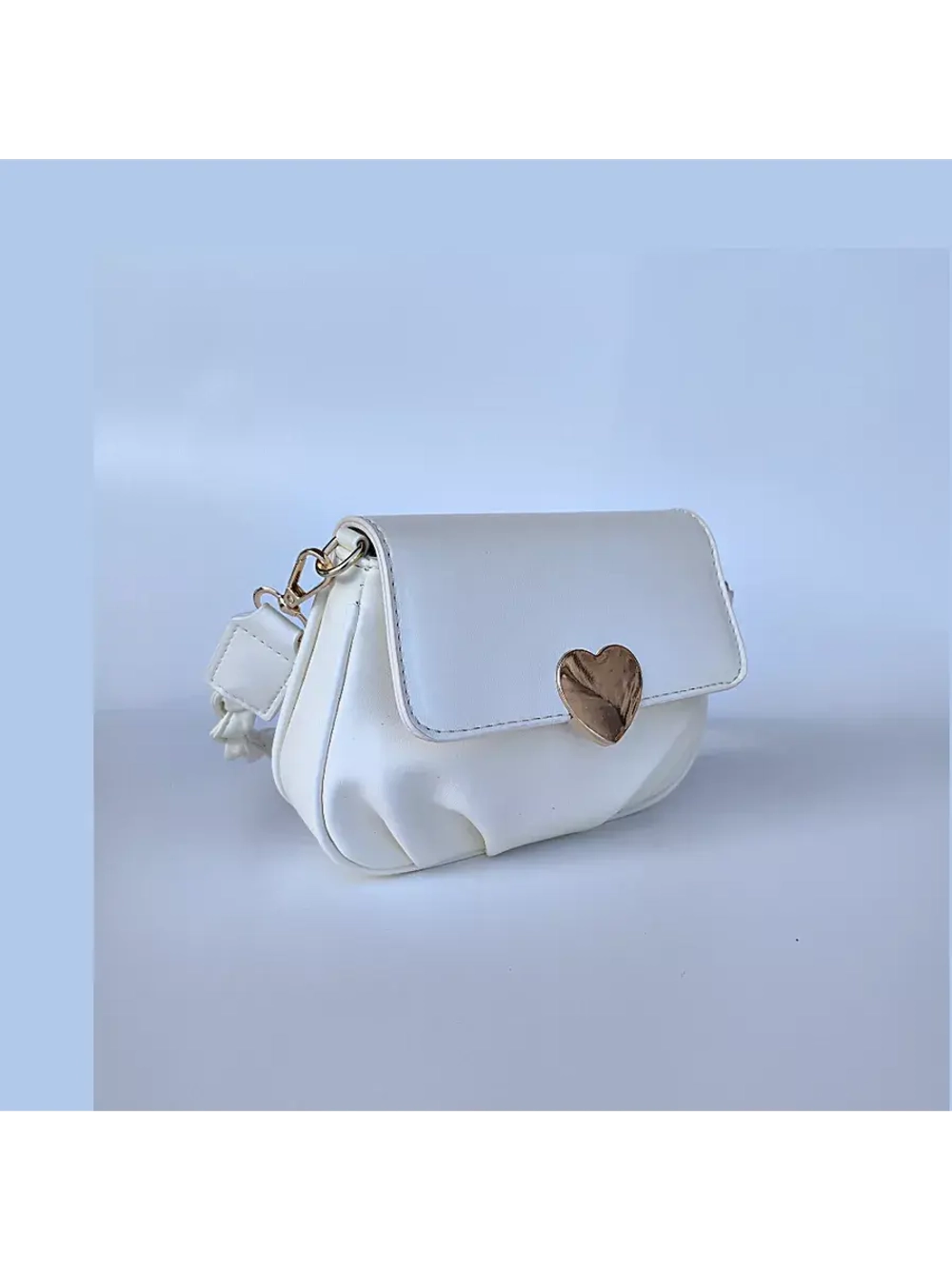 Сумка через плечо маленькая.