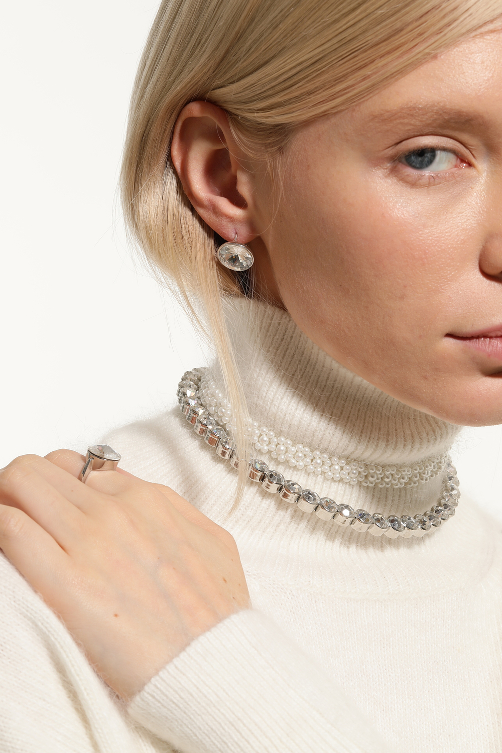 Серьги вечерние, круглый крупный циркон, серебро