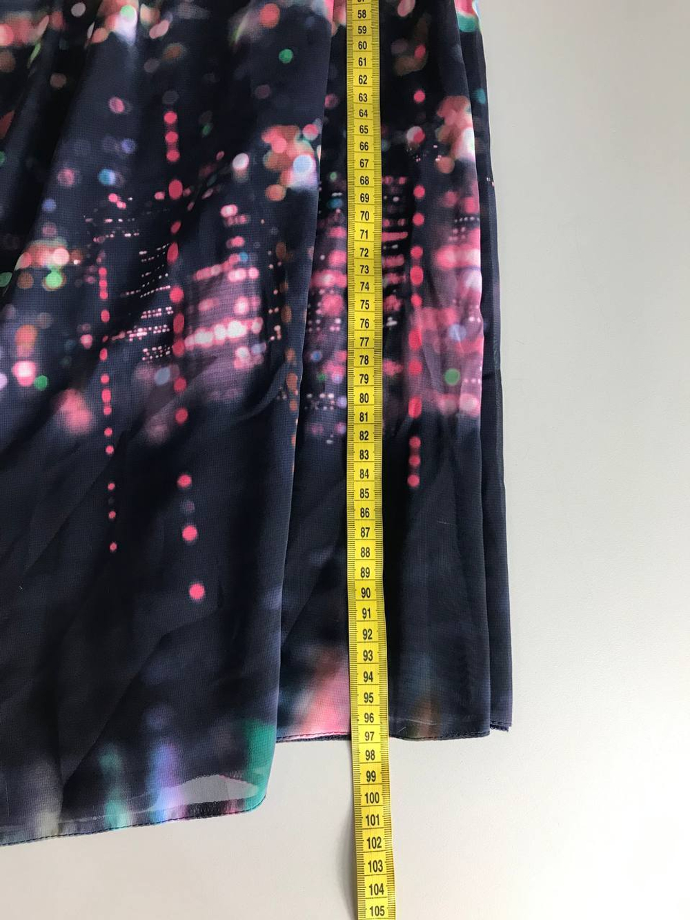 Платье прямого кроя, визуально на 44 размер