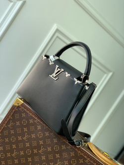 Louis Vuitton Capucines MM