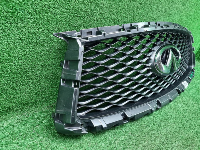 Решетка радиатора Infiniti QX50 2 (2017-н.в.)