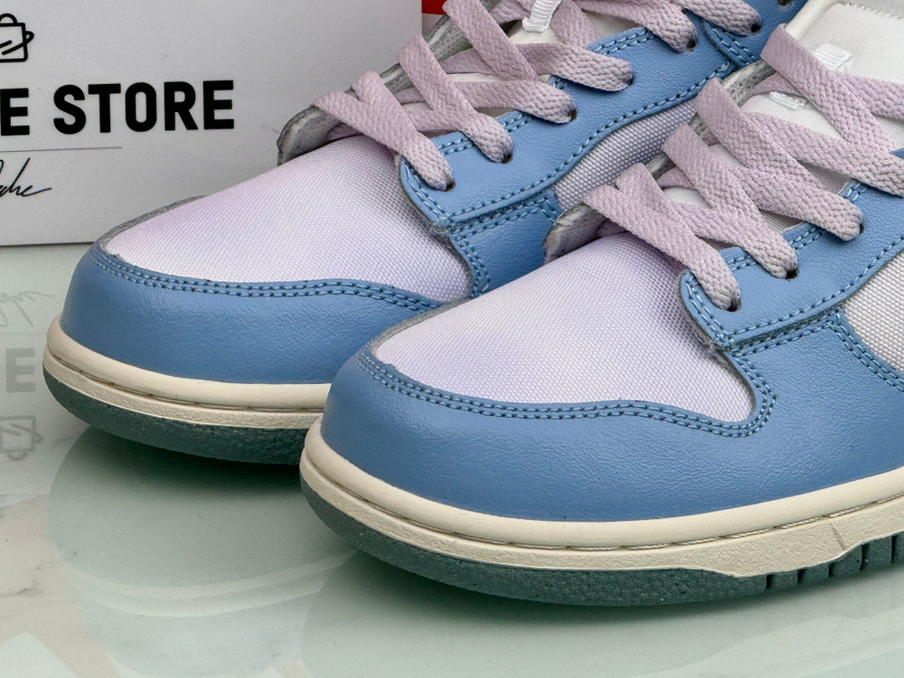 Nike Dunk Low Blue Airbush