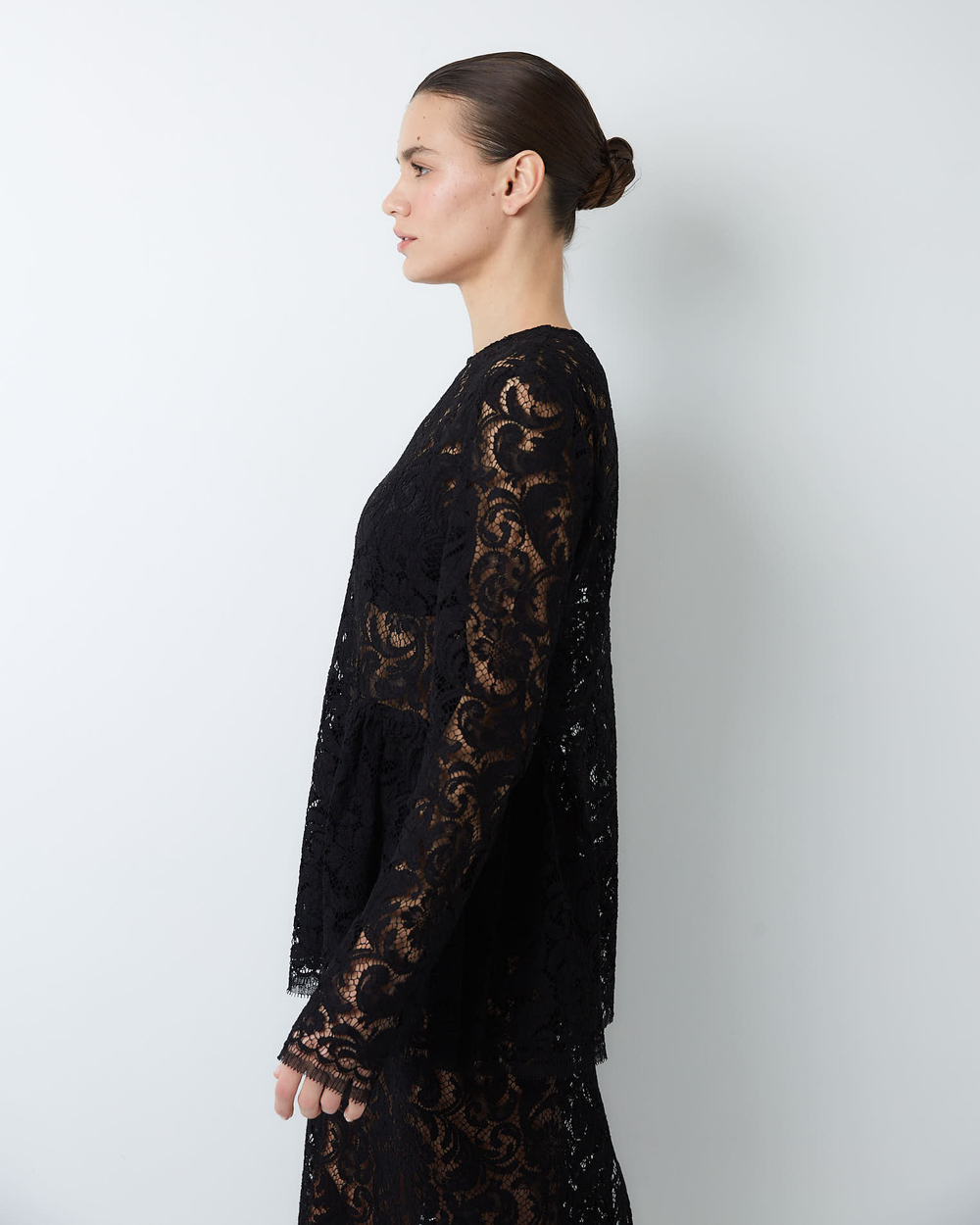 Топ из кружева Рьешар Мареско черный