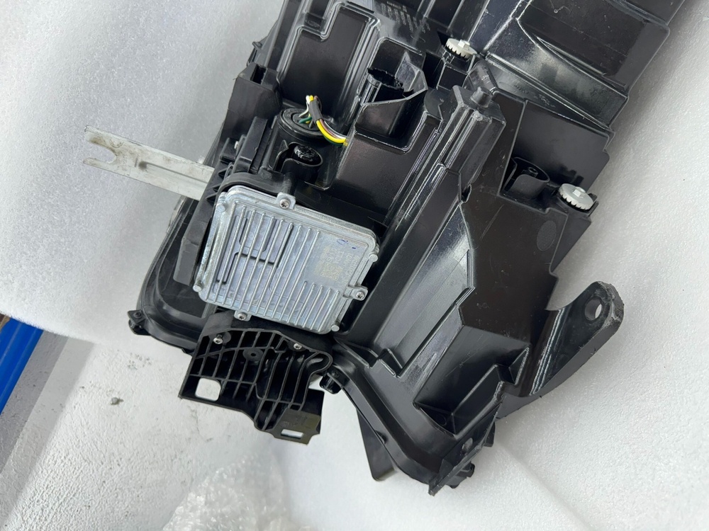 Передняя фара для Venucia D60 (оригинал,)