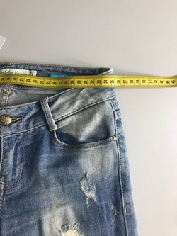 Джинсы Zara в городском стиле, маркировка 34, визуально на 40 размер