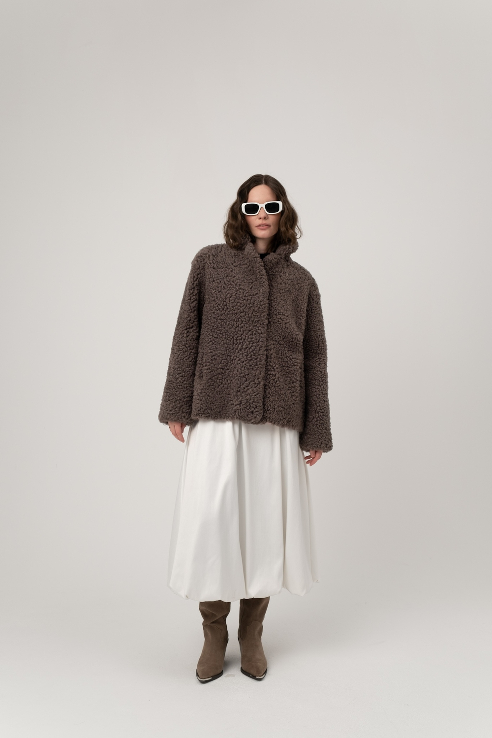 Коричневая шуба