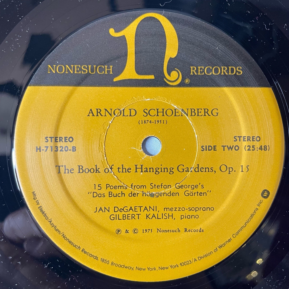 Винтажная виниловая пластинка LP Franz Schubert Шуберт, Arnold Schoenberg, Jan DeGaetani, Gilbert Kalish, Songs / The Book Of The Hanging Gardens, Op. 15 (США 1975)