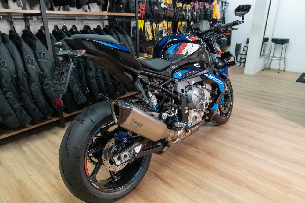 M 1000 R г. 2024 Пробег: 162 км.