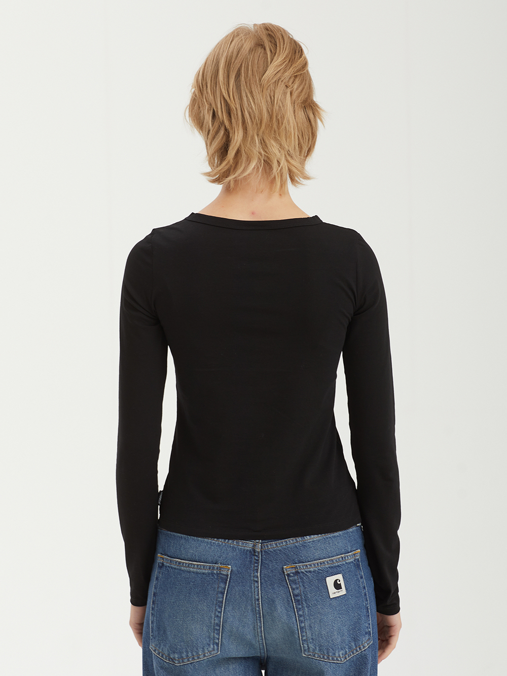 Топ Silent Vow Black Sigil Cursive Graphic Eyelet Neck
