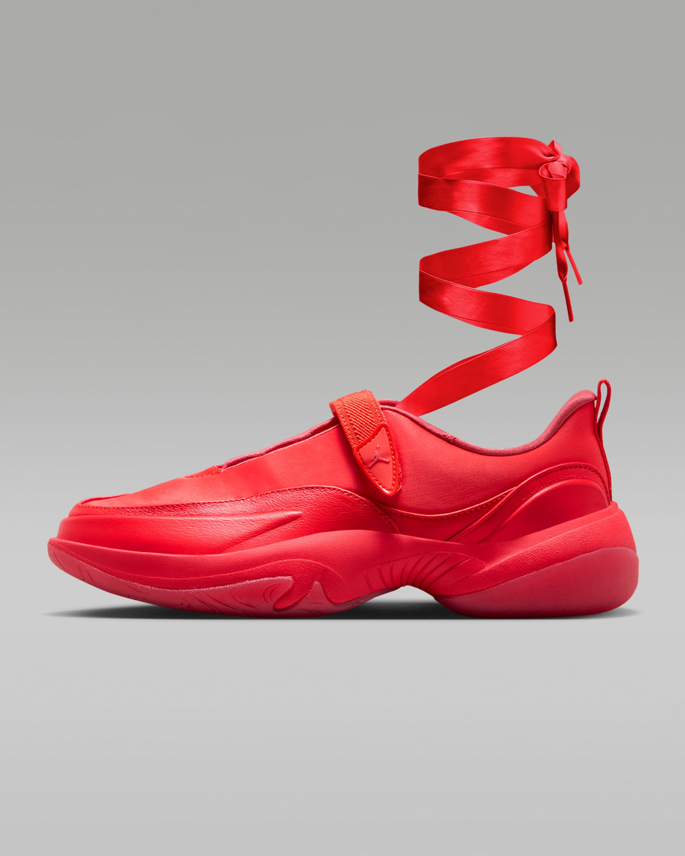 NIKE Кроссовки-балетки Jordan Pointe, красный