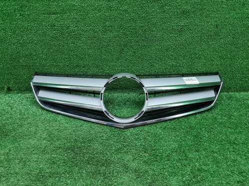 Решетка радиатора Mercedes E C207 (2009-2013)