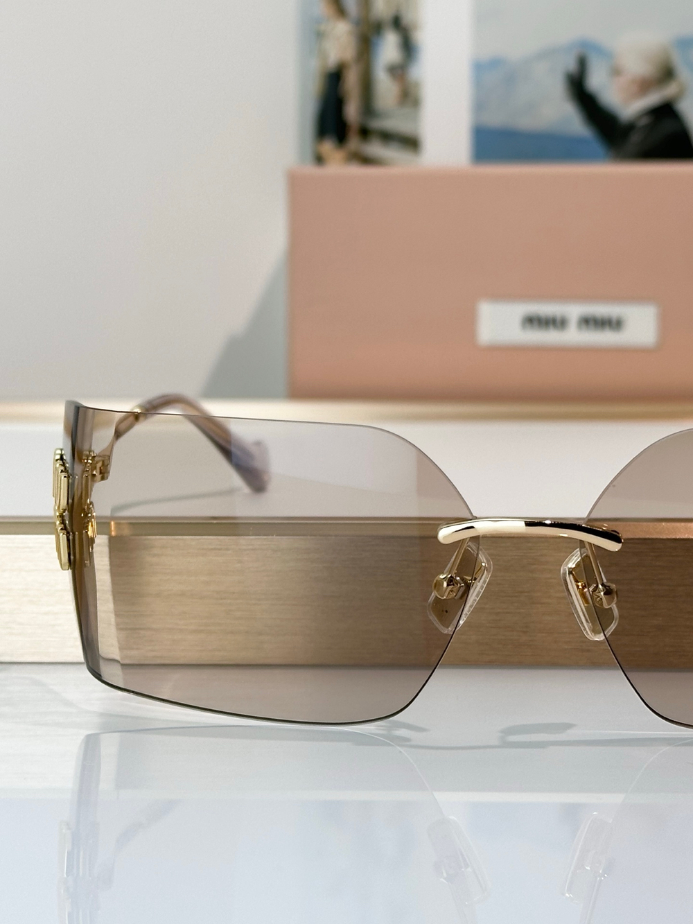 Солнцезащитные очки