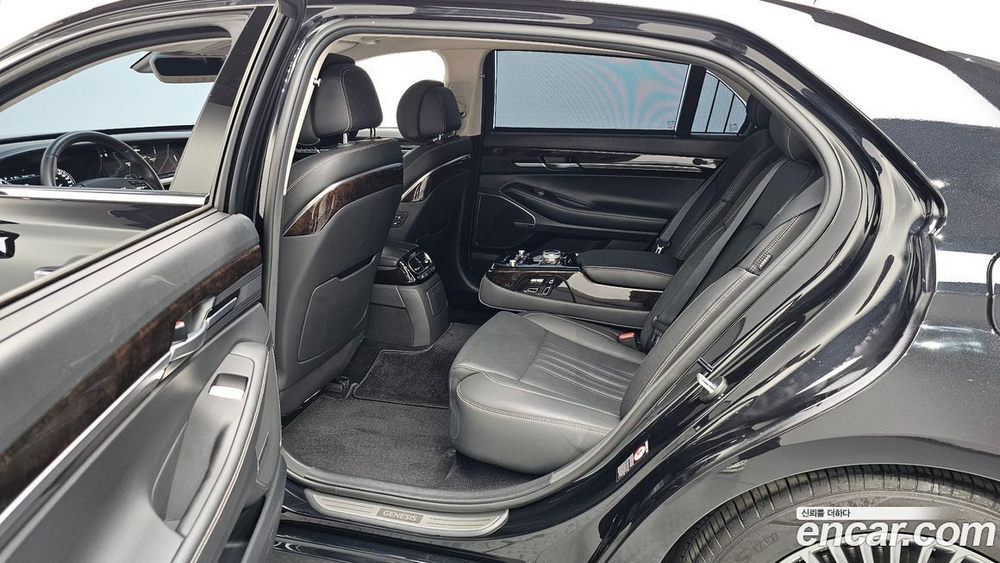 Genesis G90 3.8 AWD (03.2020)