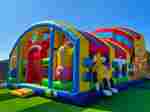 Коммерческий надувной батут «Смайлики» с крышей, размер 12*8*7 м