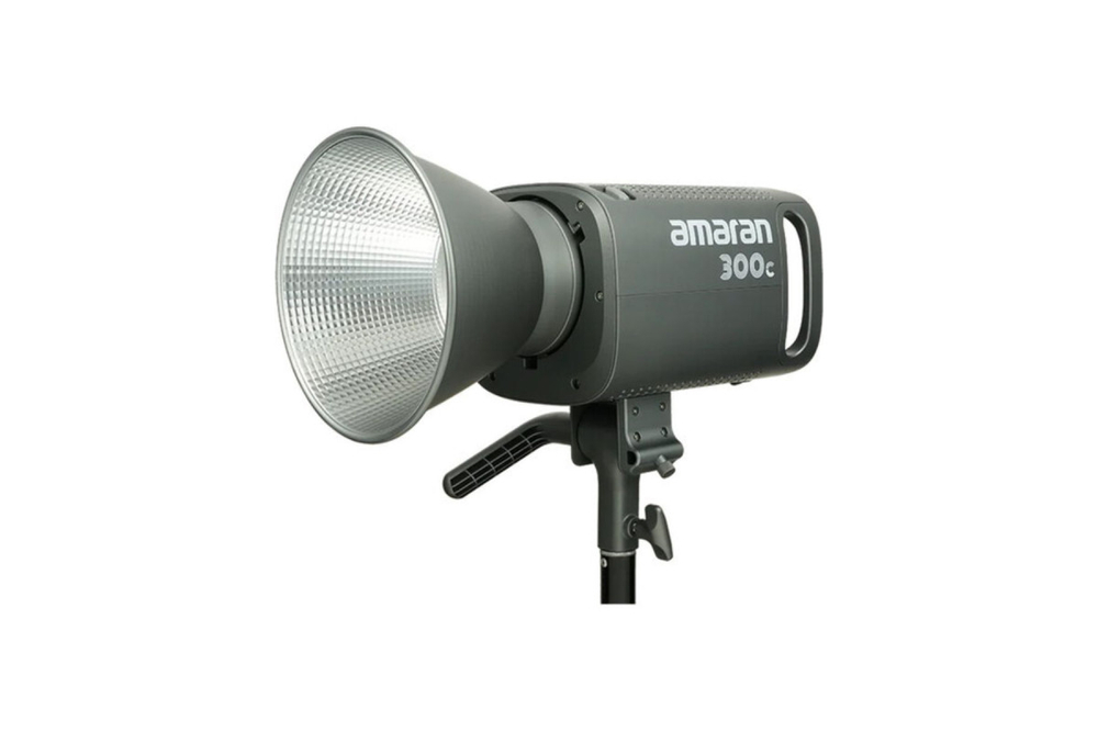 Светодиодный осветитель Aputure amaran 300c серый