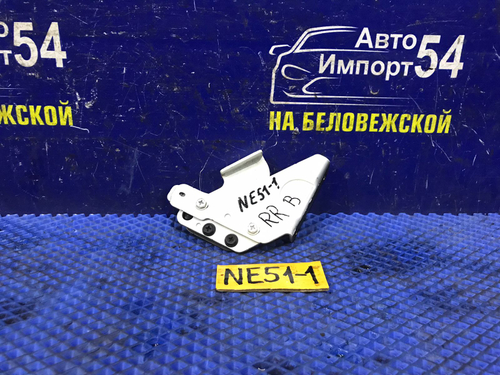Ролик сдвижной двери NISSAN ELGRAND 2005