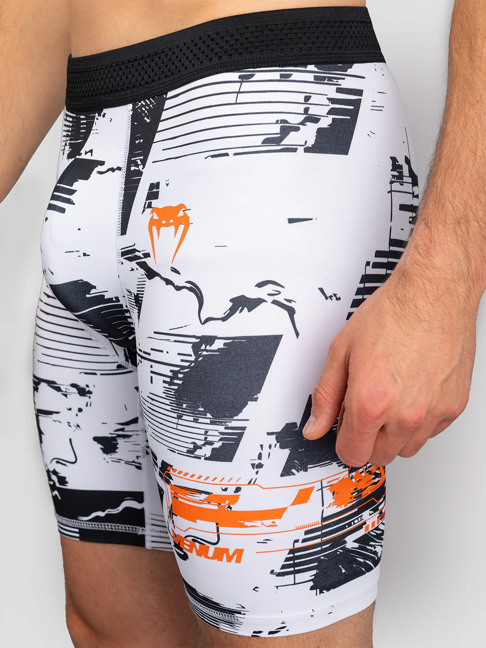 Шорты компрессионные Venum UFC Zenith Fight Week Black/White/Orange