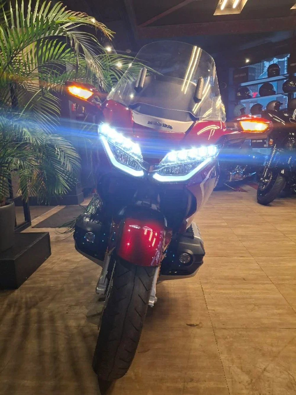 Honda GL1800 Gold Wing Tour "50th Anniversary" 2025 c НДС