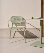 Уличный стул Brai с подлокотниками из оцинкованной стали бирюзового цвета