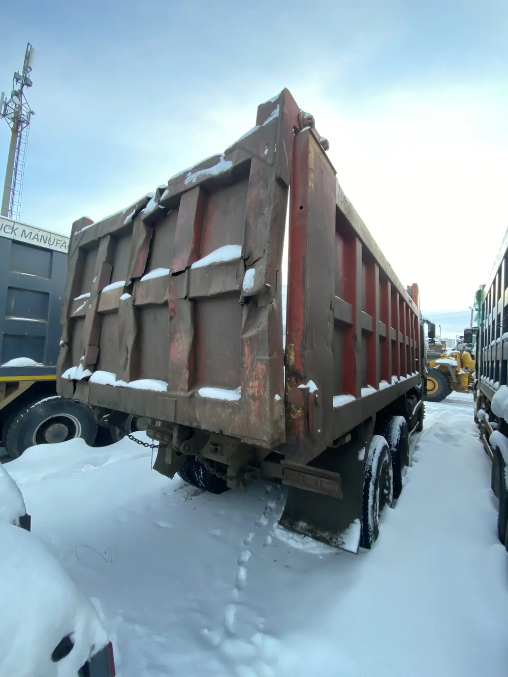 FAW J6 6x4 Самосвал CA3250P66K24T1E5 (Дизельный, 11,1 л, 390 л.с., МТ)