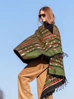 Шарф теплый с индейским орнаментом