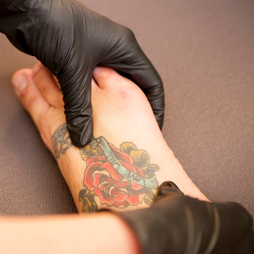 Перчатки чёрные нитриловые