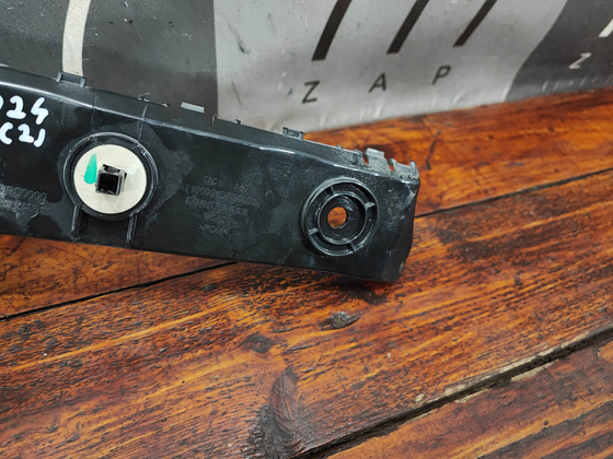 Кронштейн бампера задний левый GAC GS8 2 21-нв Б/У Оригинал 7106011DRS0000