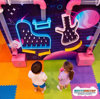 Пневмолабиринт для детской игровой комнаты «Галактика», 2,44×0,5×2,44 м